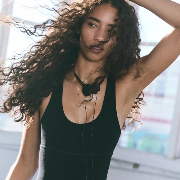 Free people movement Unwind Black Ribbed Bodysuit Size Medium / Large NWT - Picture 3 of 3